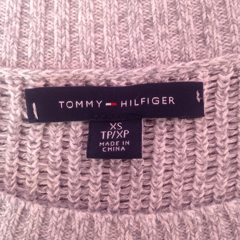 Gray And White Long Sleeve Sweater - Picture 2 of 3